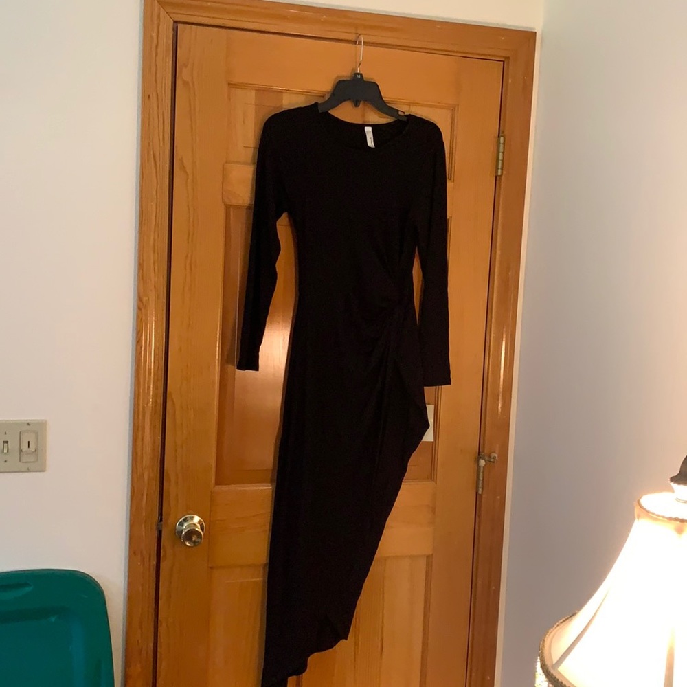 Black dress by Loveapella
